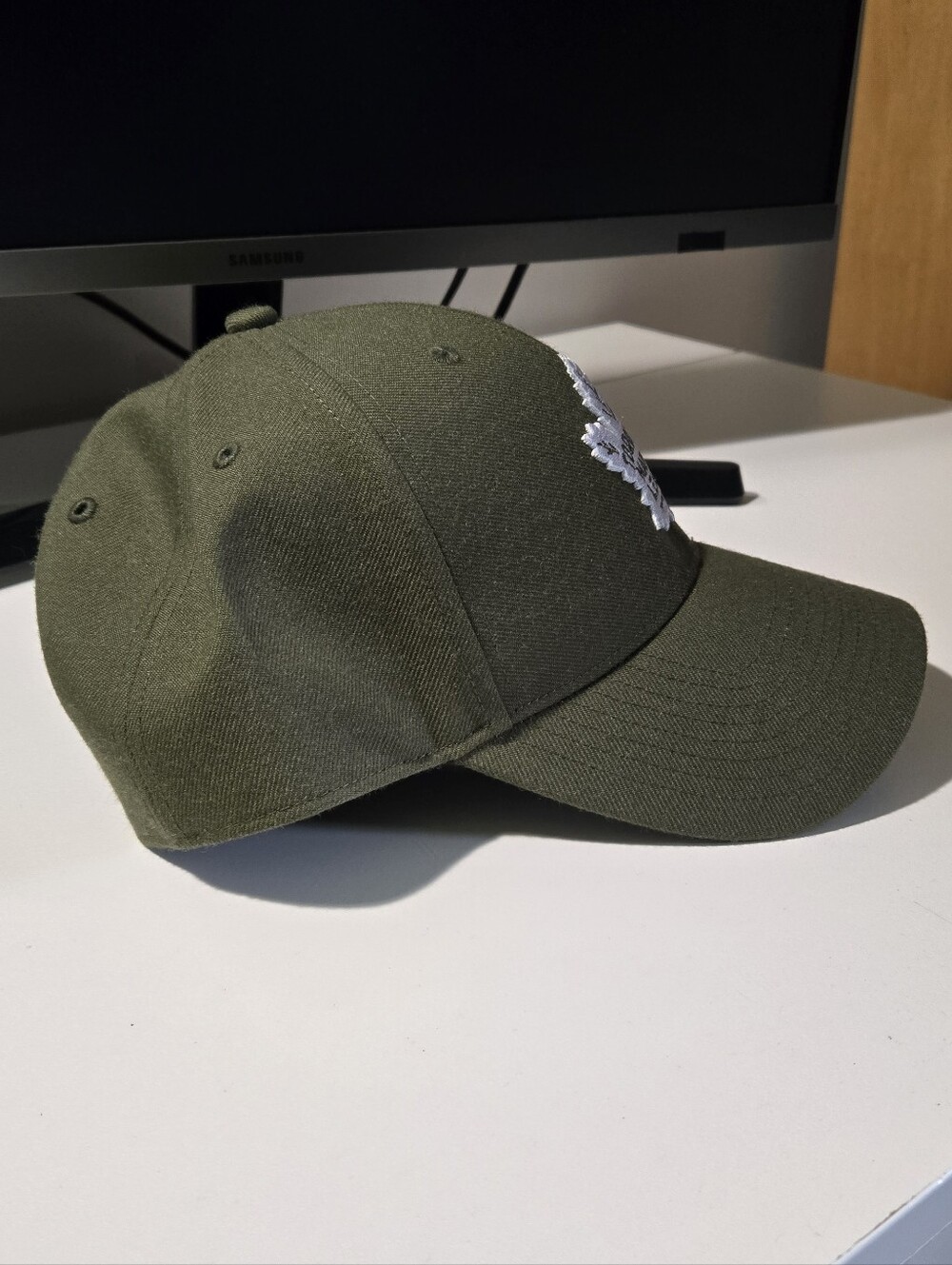 47 Brand Toronto Maple Leafs Olive Green Baseball Cap Hat - Picture 4 of 6